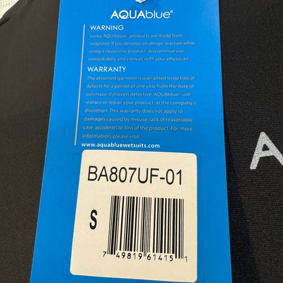 NWT AquaBlue Dive Skin Small - Picture 4 of 5
